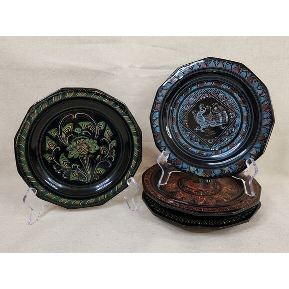 Vintage Hand-Painted 12-Sided Folk Art Wood Plates – Set of 4 (1970s–1980s) - Picture 2 of 14